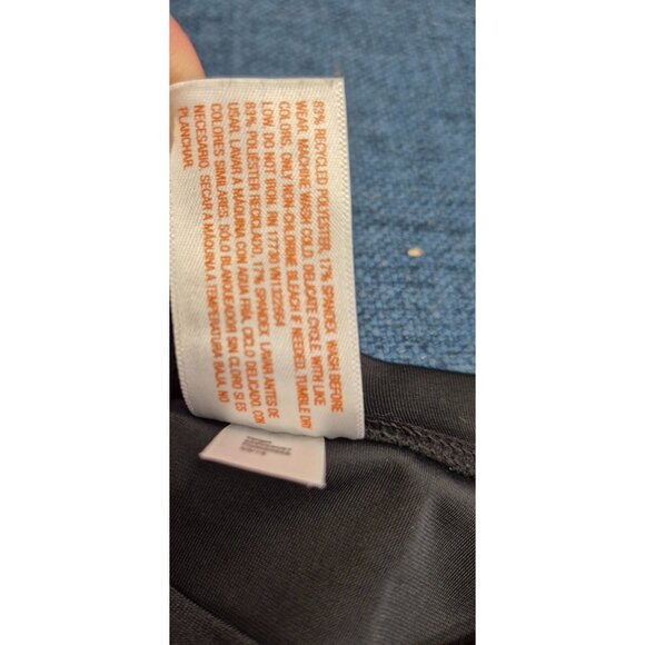 Cat & Jack Girls Black Rash Guard With Gold Pineapple Graphic Size S (5/6) - Picture 3 of 4